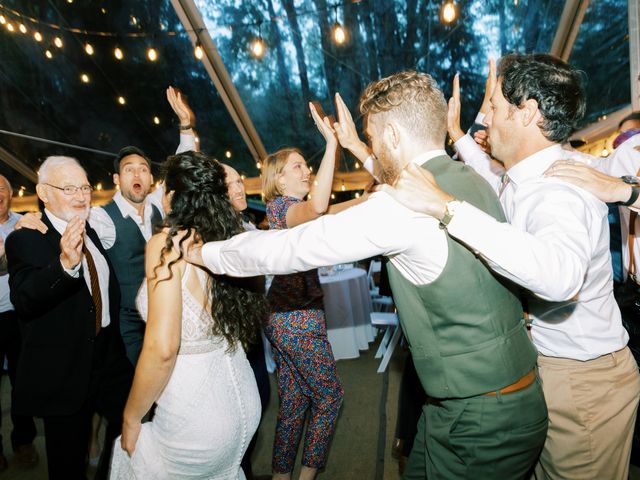 Nathan and Carlee's wedding in Squamish, British Columbia 32