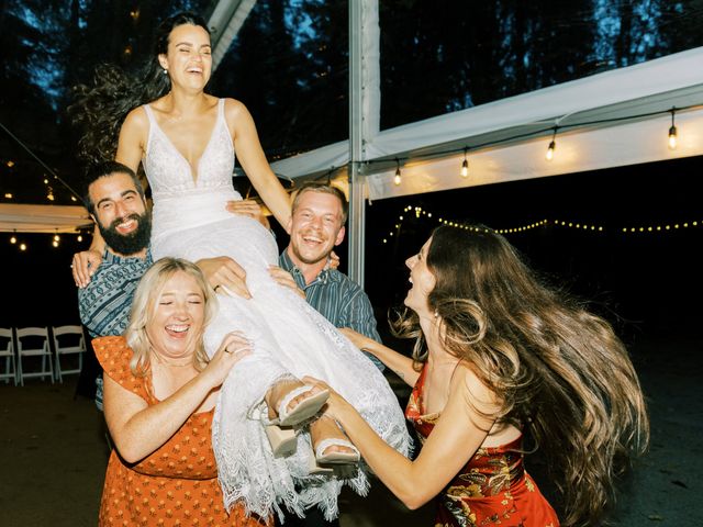 Nathan and Carlee's wedding in Squamish, British Columbia 38