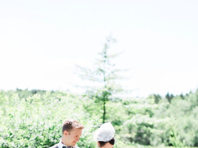 Francis and Meagan's wedding in Granby, Quebec 8