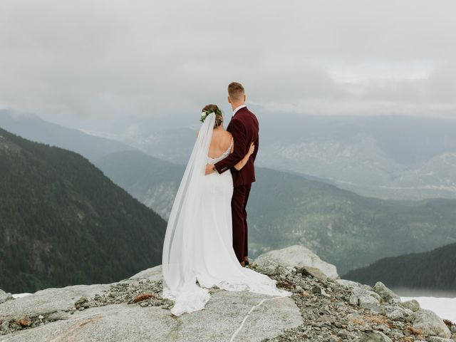 Josh and Rikki's wedding in Squamish, British Columbia 4