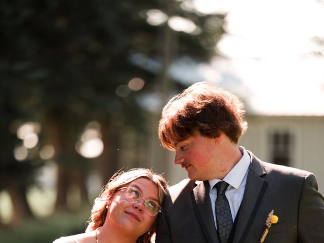 Hunter and Halaina's wedding in Edmonton, Alberta 49