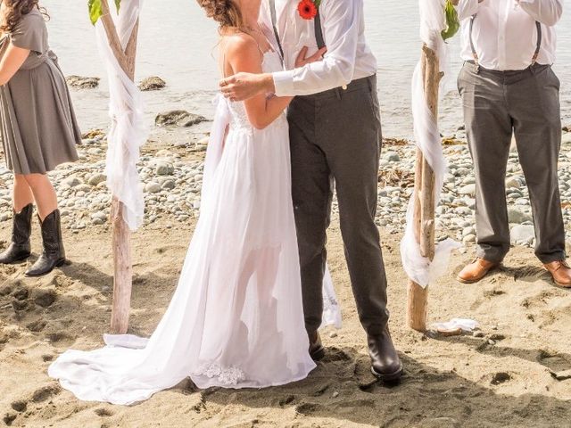 Chelsea and Jacob&apos;s wedding in Sooke, British Columbia 10