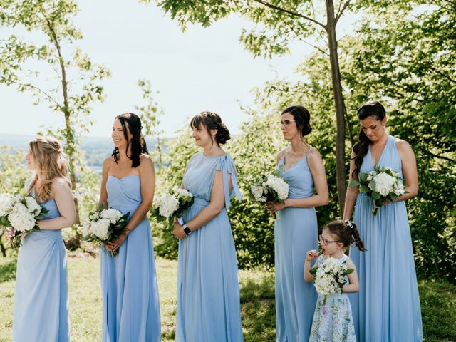 Riley and Jenna&apos;s wedding in Hamilton, Ontario 35