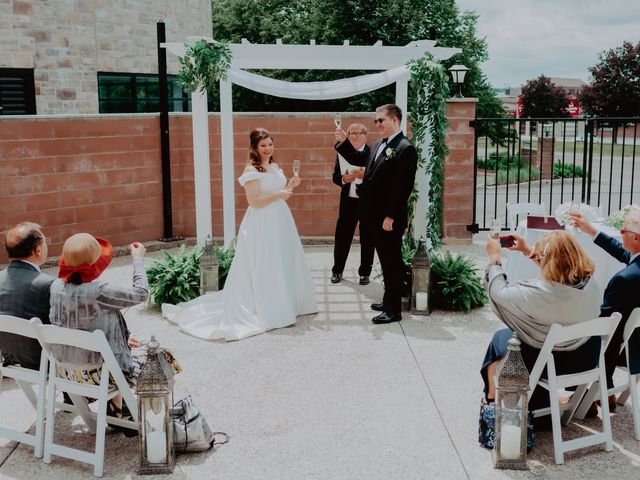 Jordan and Elle&apos;s wedding in Hamilton, Ontario 65