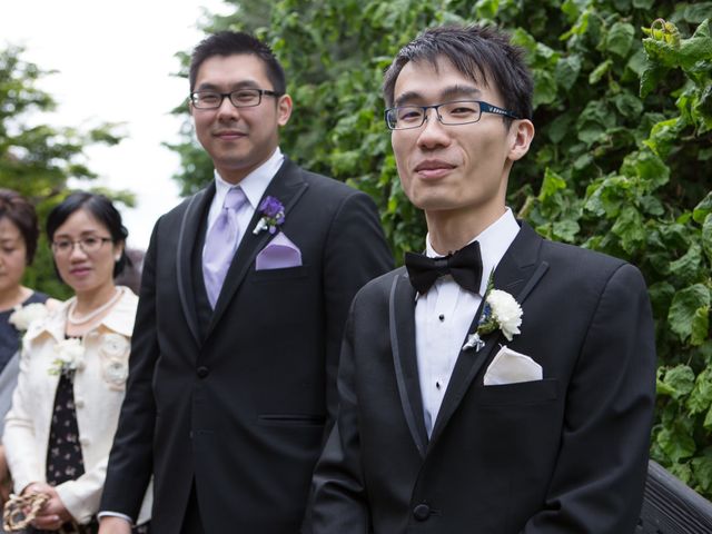 Farley and Cindy's wedding in Vancouver, British Columbia 33