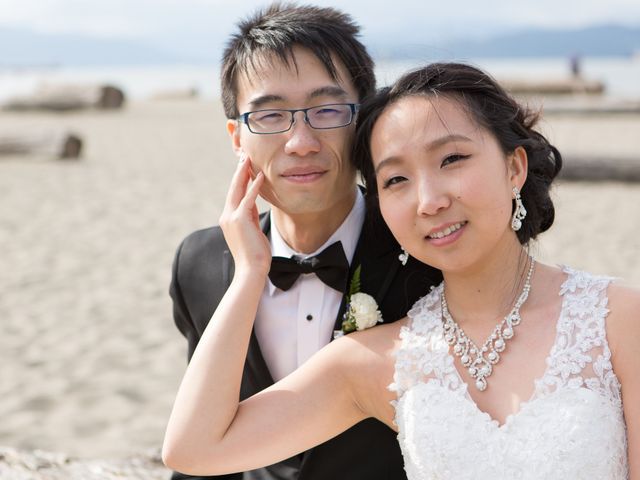 Farley and Cindy's wedding in Vancouver, British Columbia 126
