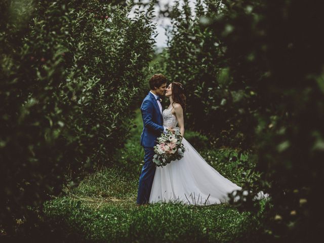 Sergei and Julia&apos;s wedding in Blue Mountains, Ontario 12