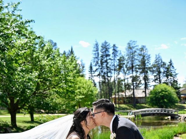 Oliver and Sherry's wedding in Edmonton, Alberta 31