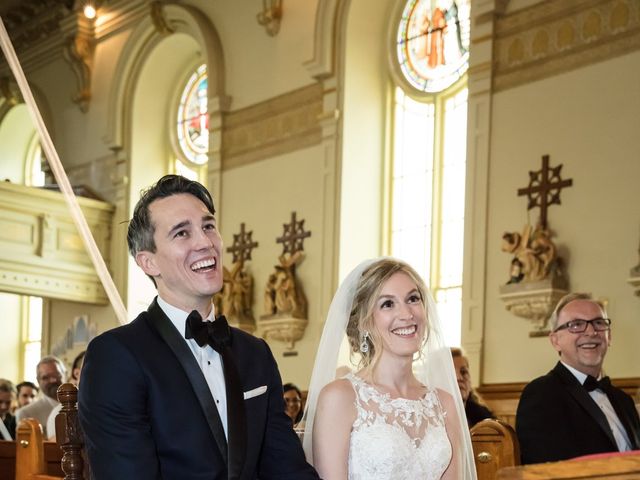 Philippe and Karine&apos;s wedding in Saint-Antoine-sur-Richelieu, Quebec 36
