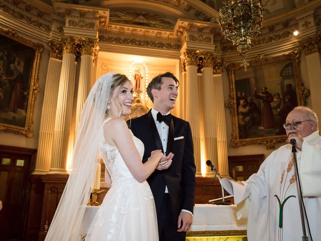 Philippe and Karine&apos;s wedding in Saint-Antoine-sur-Richelieu, Quebec 40