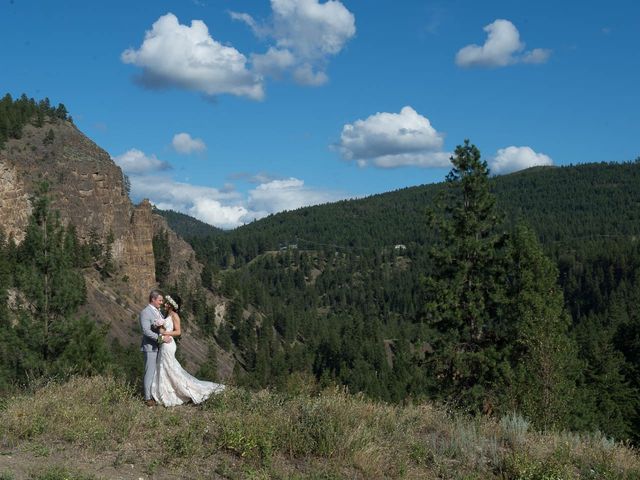 Justin and Megan&apos;s wedding in Kelowna, British Columbia 42