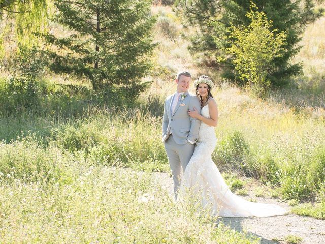 Justin and Megan&apos;s wedding in Kelowna, British Columbia 44