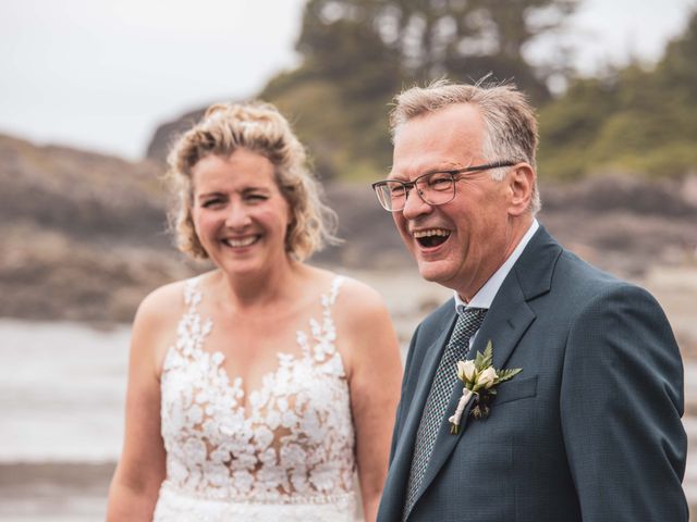 Diane and Gerry&apos;s wedding in Tofino, British Columbia 12