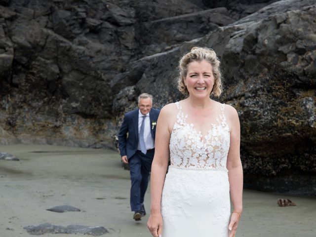 Diane and Gerry&apos;s wedding in Tofino, British Columbia 24