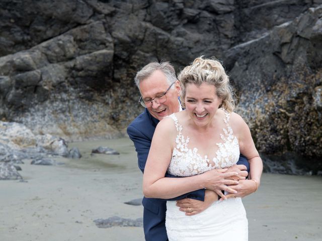Diane and Gerry&apos;s wedding in Tofino, British Columbia 29