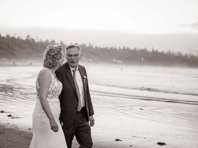 Diane and Gerry&apos;s wedding in Tofino, British Columbia 49