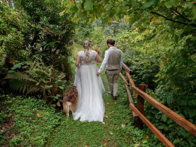 Jared and Ottavia&apos;s wedding in Mission, British Columbia 39