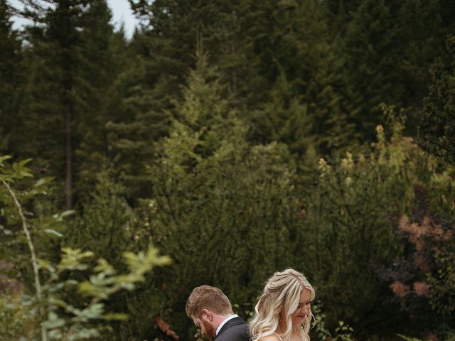 Mike  and Hannah&apos;s wedding in Golden, British Columbia 4