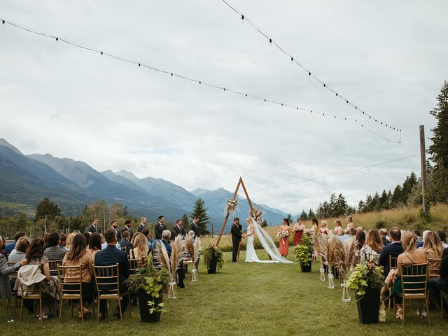 Mike  and Hannah&apos;s wedding in Golden, British Columbia 18