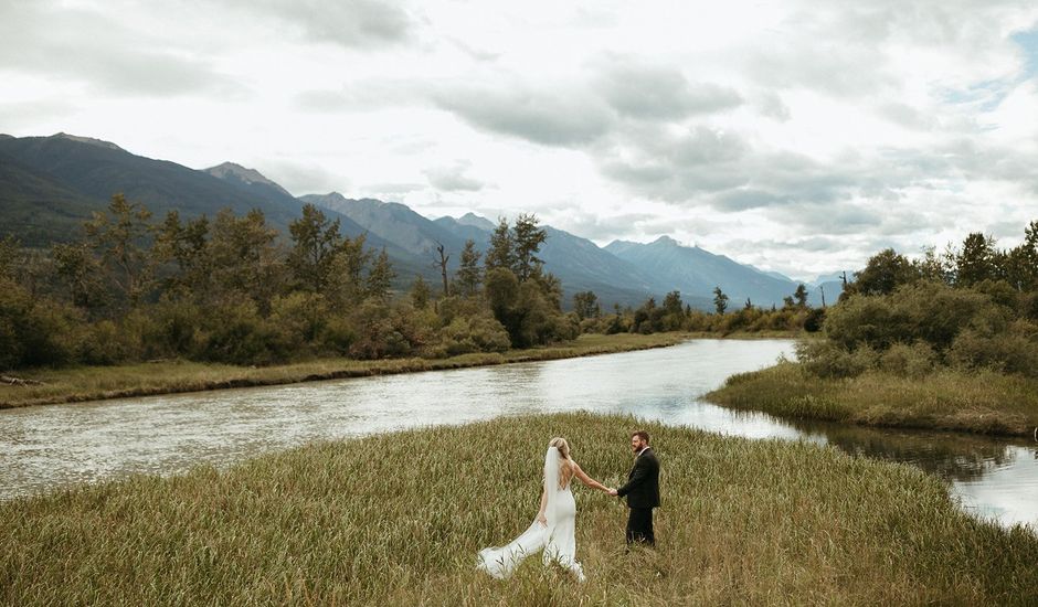 Mike  and Hannah's wedding in Golden, British Columbia