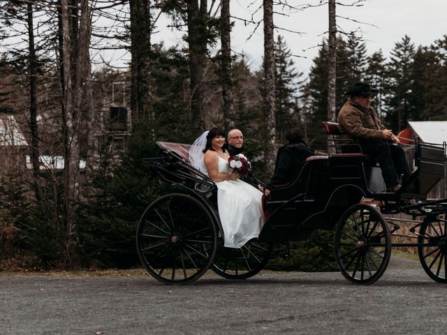 Mike and Alison&apos;s wedding in Hammonds Plains, Nova Scotia 28