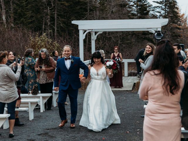 Mike and Alison&apos;s wedding in Hammonds Plains, Nova Scotia 36