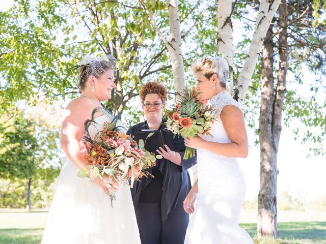 Tama Lynn and Amanda&apos;s wedding in Niagara Falls, Ontario 8