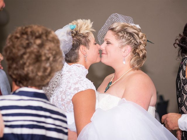 Tama Lynn and Amanda&apos;s wedding in Niagara Falls, Ontario 12