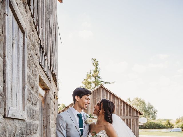 Tiago and Sasha&apos;s wedding in Milton, Ontario 18
