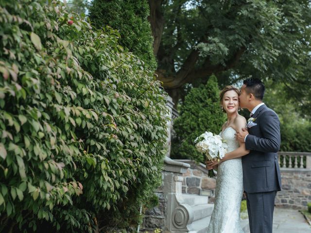 Yao and Tia&apos;s wedding in North York, Ontario 54