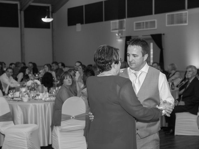 Kevin and Terri&apos;s wedding in Winnipeg, Manitoba 76