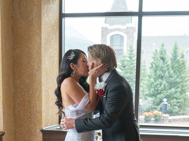 Nicole and Brad&apos;s wedding in Banff, Alberta 22