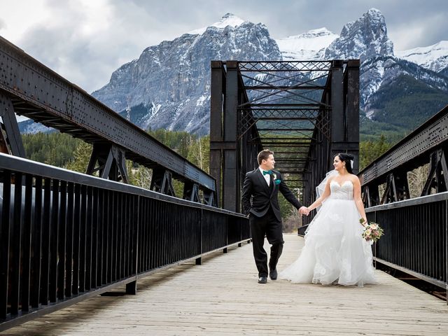 Dwight and Krystle&apos;s wedding in Canmore, Alberta 19