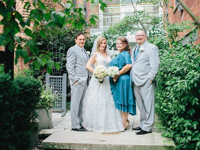 Greg and Tara&apos;s wedding in Toronto, Ontario 22