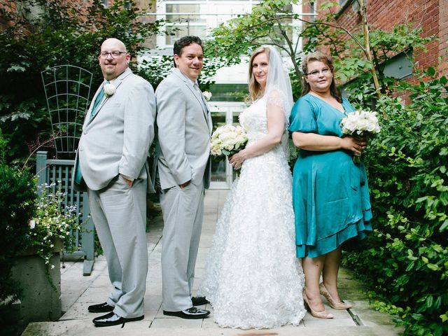 Greg and Tara&apos;s wedding in Toronto, Ontario 23