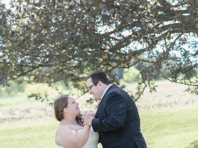 Eric and Kaighley&apos;s wedding in Sunderland, Ontario 3