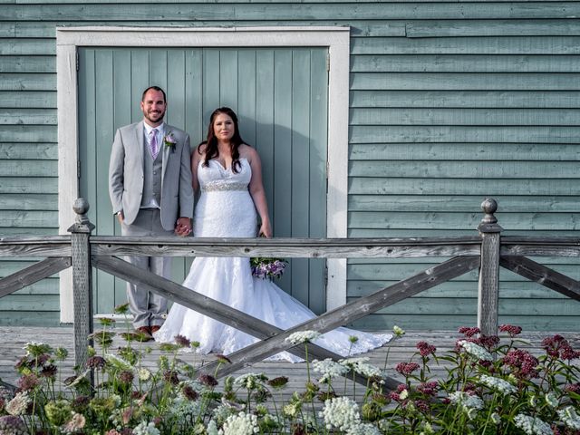 Zach and Shauna&apos;s wedding in Hunts Point, Nova Scotia 2