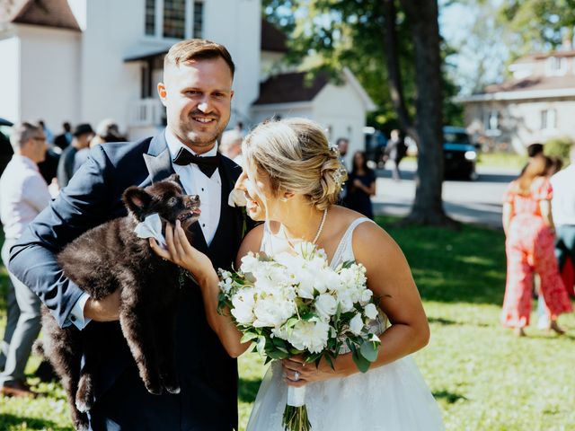 Maude and Louis Philippe&apos;s wedding in Laval, Quebec 165