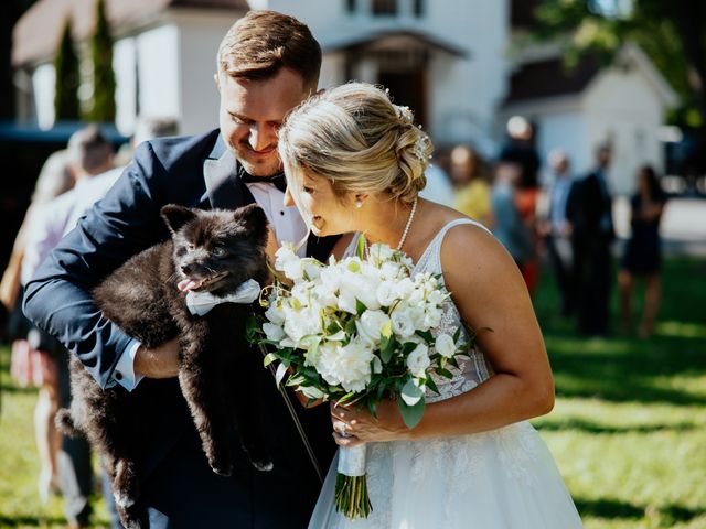 Maude and Louis Philippe&apos;s wedding in Laval, Quebec 167