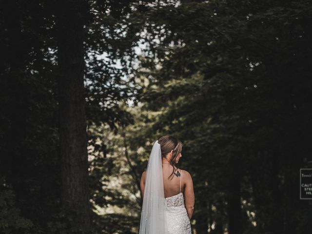 Anthony and Marie's wedding in Thornton, Ontario 5