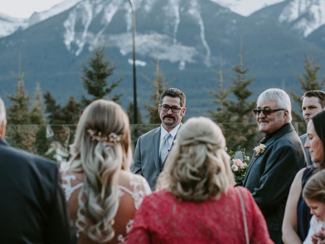 Nathan and Shanno&apos;s wedding in Canmore, Alberta 29