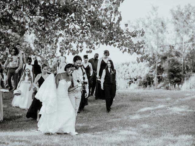Ali and Tamara&apos;s wedding in La Prairie, Quebec 101