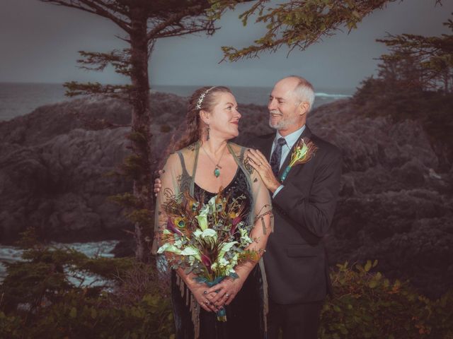 Wayne and Alicia&apos;s wedding in Ucluelet, British Columbia 2
