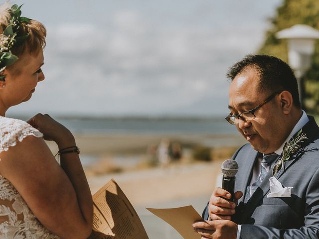 Cuong and Katherine&apos;s wedding in White Rock, British Columbia 21