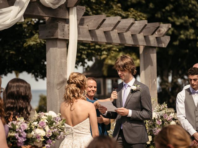 Leah and Jesse&apos;s wedding in Hamilton, Ontario 37