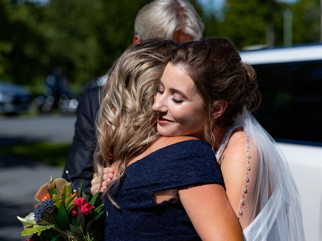 Hunter and Chelsee's wedding in Cornwall, Ontario 4