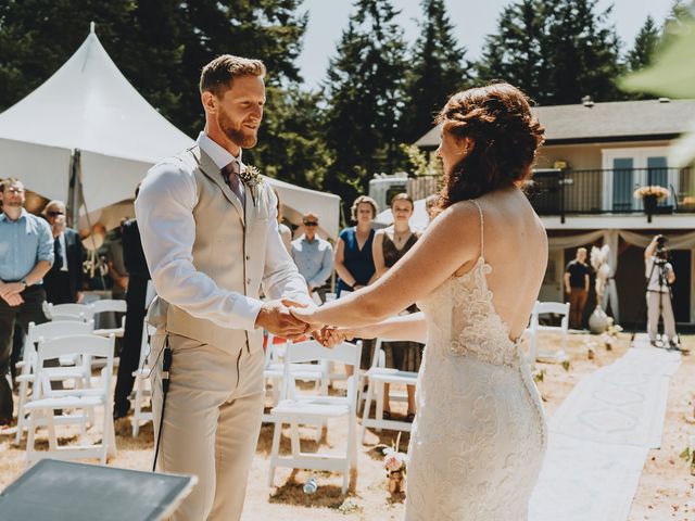 Dave and Emma&apos;s wedding in Nanaimo, British Columbia 41