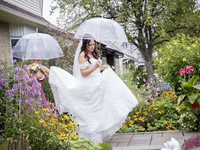 Anthony and Emilie's wedding in Terrebonne, Quebec 22