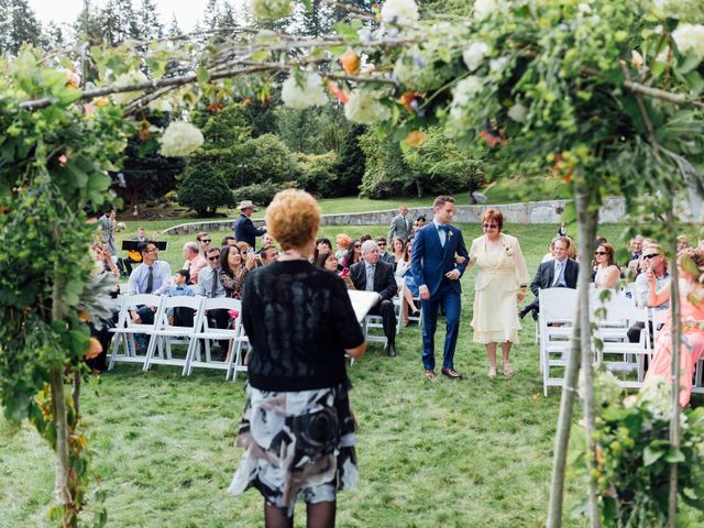 Ricky and Michiko&apos;s wedding in Nelson, British Columbia 30