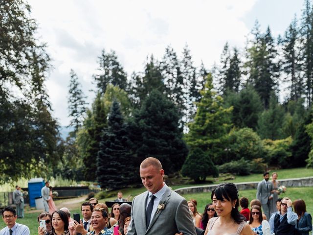 Ricky and Michiko&apos;s wedding in Nelson, British Columbia 33